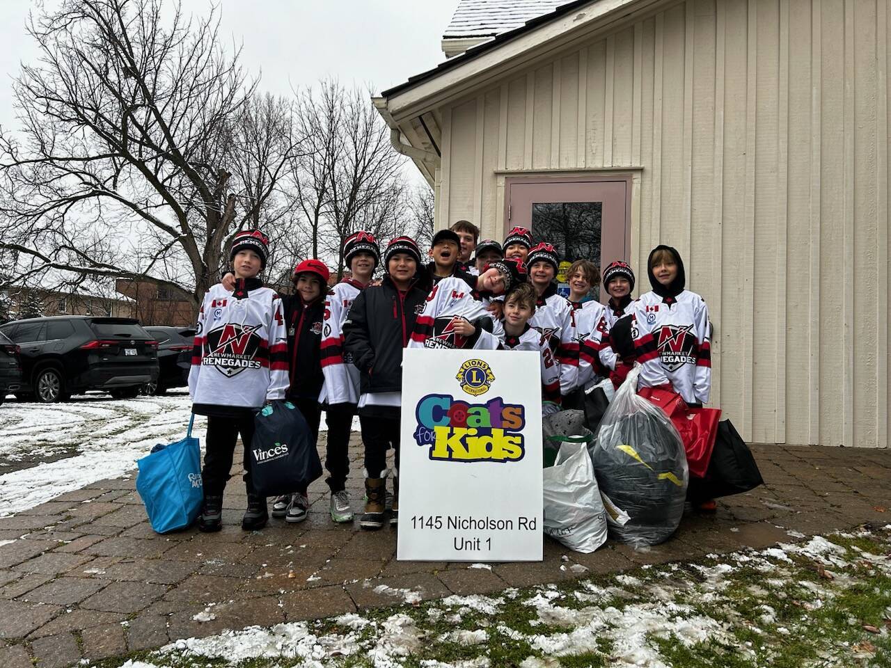 News > U10AA DONATES COATS TO KIDS!! (Newmarket Minor Hockey)